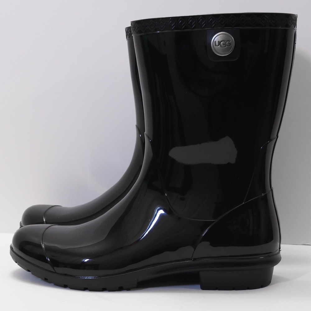 Rain boots ugg size 9